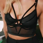 UNDERBUST DE TUL Y TERCIOPELO. ESTE PRODUCTO ES SOLO EL ARNÉS. IDEAL PARA COMBINAR CON EL CONJUNTO E2055.